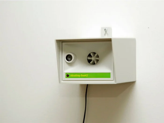 Ultrazvukový odpudzovač zveri KERBL 299679 ULTRASTOP DUOX2 • Kliešť.sk