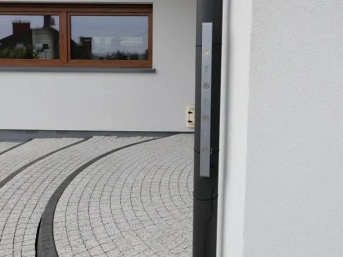 Elektronický plašič kún a potkanov VIANO OD-13 – ultrazvuk + stroboskopická ochrana • Kliešť.sk